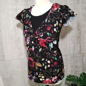 Virágos szoptatós felső 36